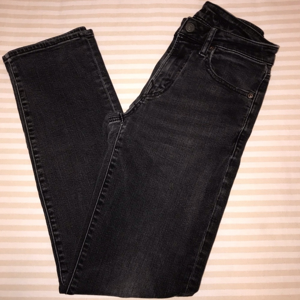 🌴3/$20 American Eagle Original Straight Jeans